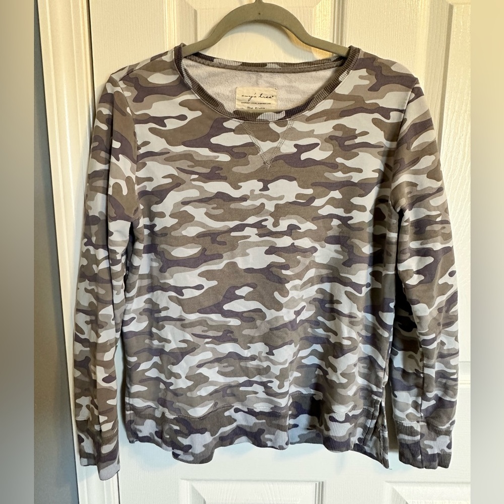 Evy’s Tree Elena in Camo size small